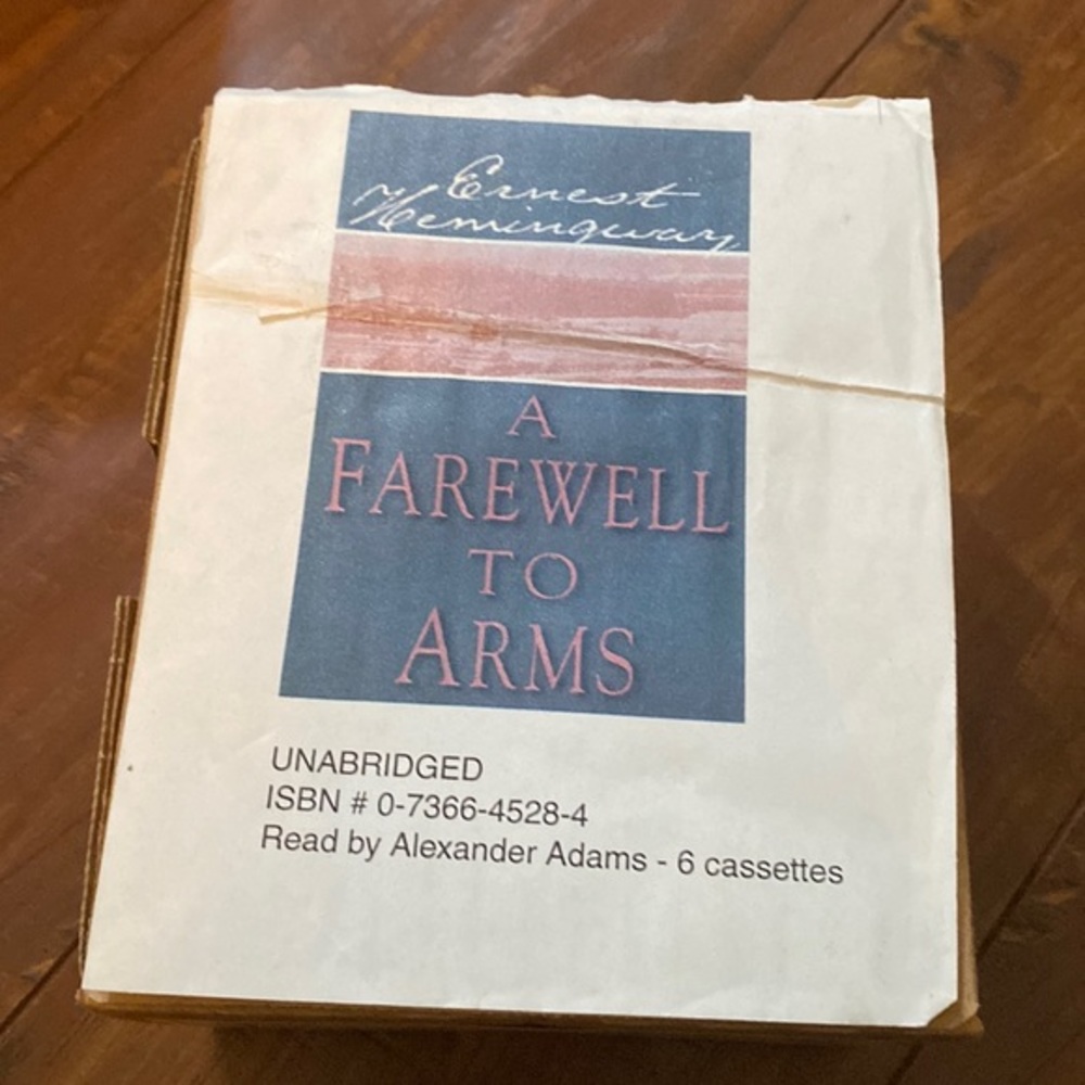 Ernest Hemingway
A Farewell to Arms Books on‎ Tape 6 Cassette tapes audiobook